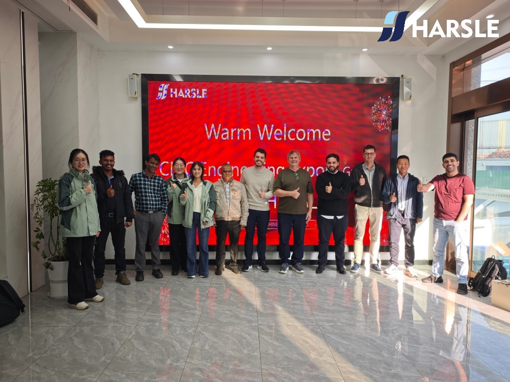 新闻｜哈斯数控：十月客户来访热潮，共拓新程