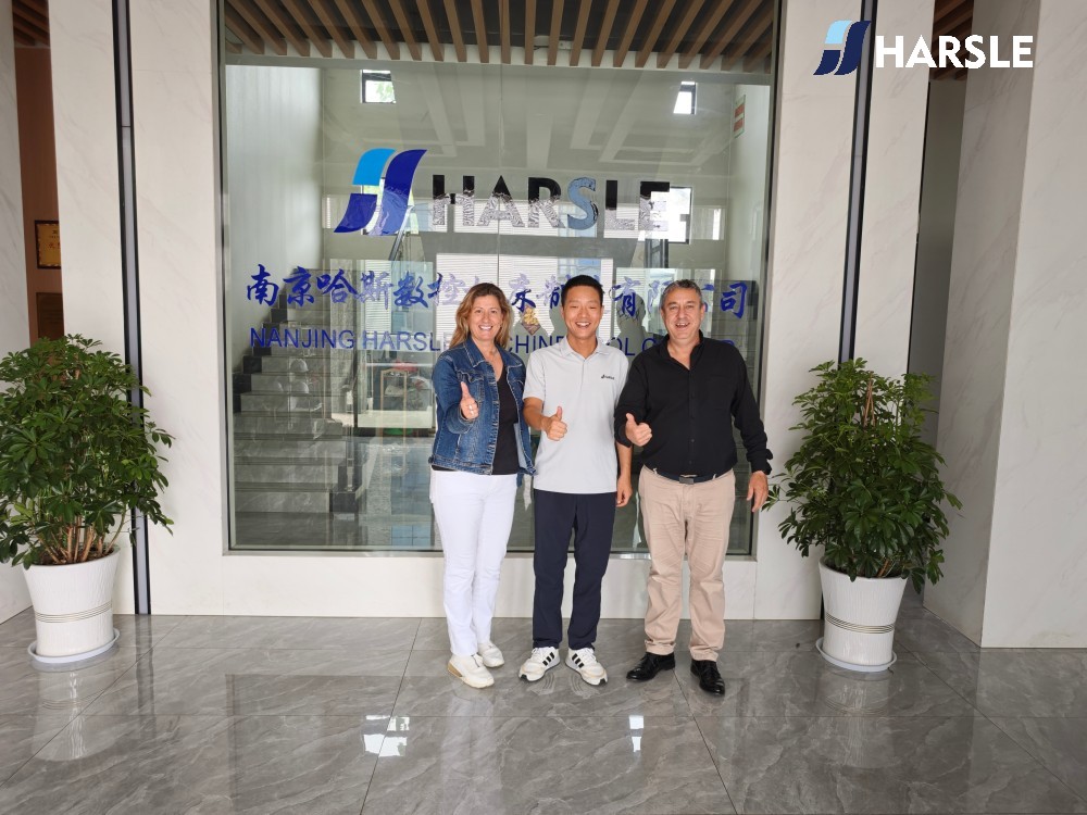 新闻｜哈斯数控：8月客户到访——专业实力引订单，国际信赖再升温